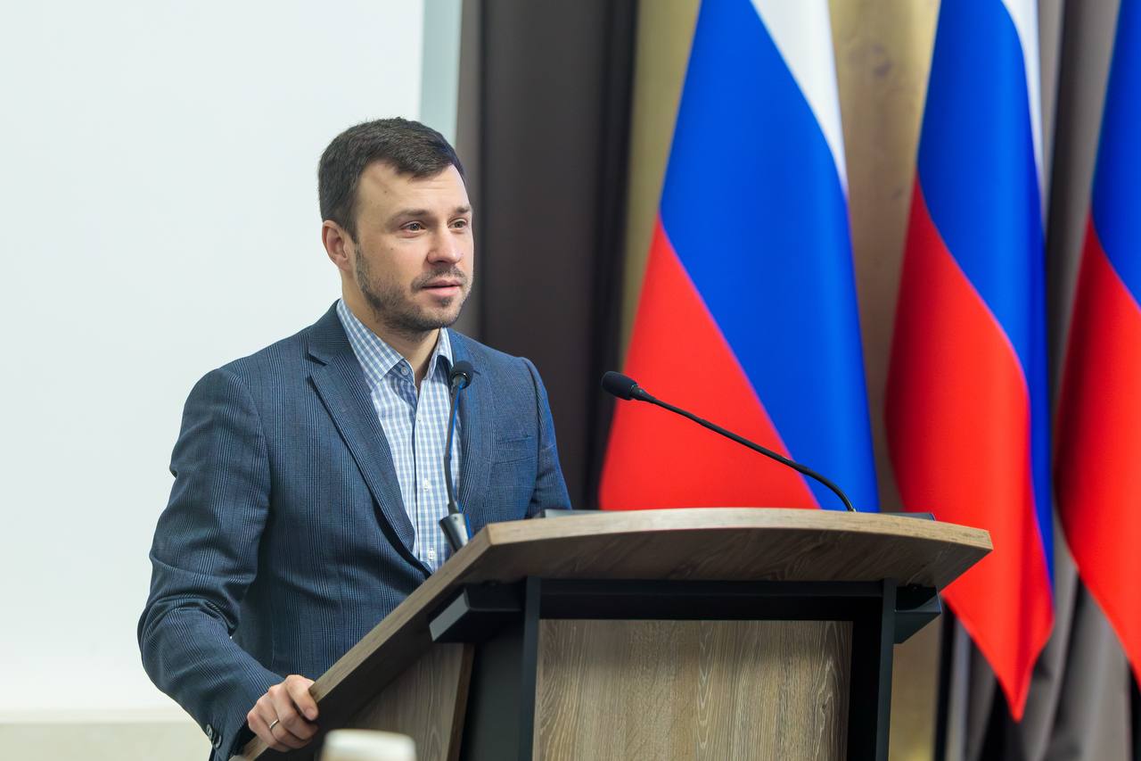 Игорь Артамонов: Запускаем в регионе образовательную программу «Будущее профсоюзов» совместно с Липецким филиалом Президентской академии, АНО «Область будущего» и, конечно, Федерацией профсоюзов региона Игорь Артамонов: Запускаем в регионе образовательную программу «Будущее профсоюзов» совместно с Липецким филиалом Президентской академии, АНО «Область будущего» и, конечно, Федерацией профсоюзов региона