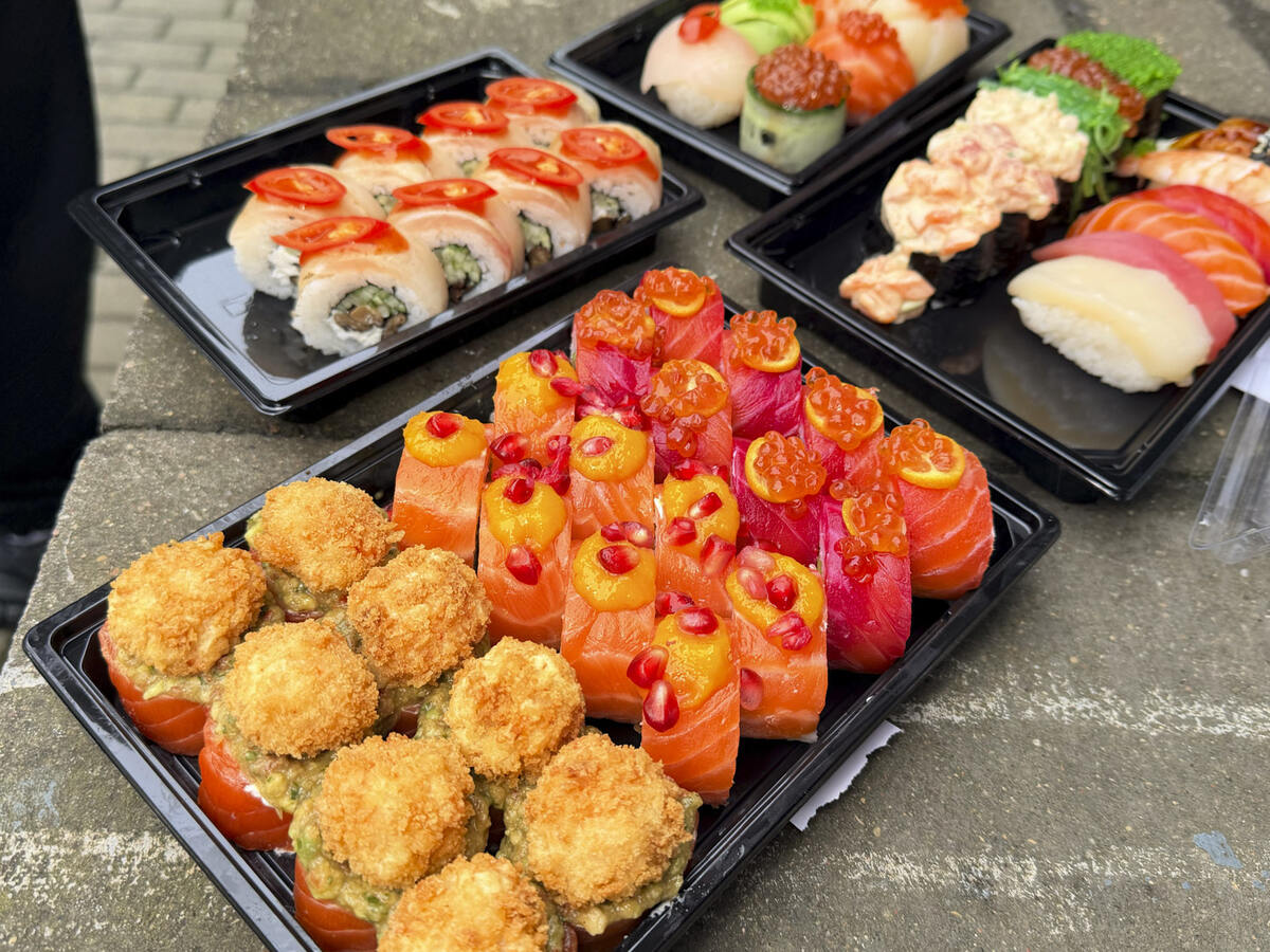 Кто в Минске предлагает лучшие суши? Обзор новинки «Такуми»