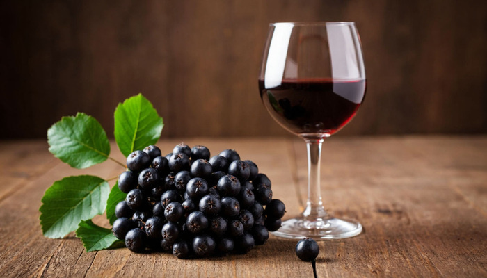 Искусство настойки: как сделать черноплодную рябину на самогоне