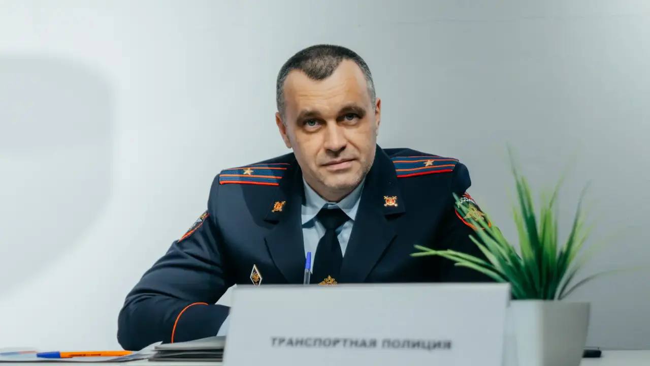 В Липецке транспортные полицейские приняли участие в фестивале правового просвещения «Правознание» В Городском молодежном центре города Липецка состоялся фестиваль правового просвещения «Правознание», где участники смогли... В Липецке транспортные полицейские приняли участие в фестивале правового просвещения «Правознание» В Городском молодежном центре города Липецка состоялся фестиваль правового просвещения «Правознание», где участники смогли...