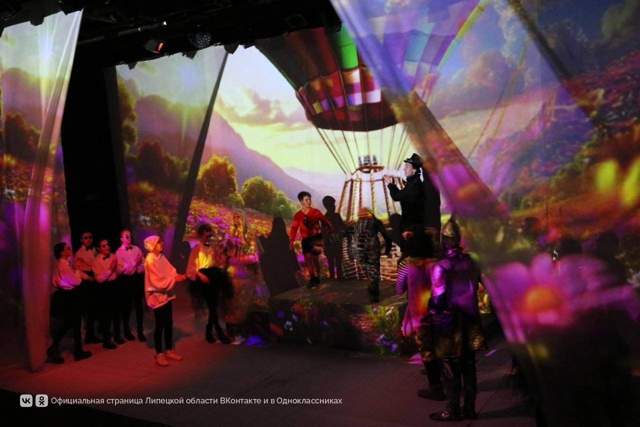 Липецкие Элли, Дровосек и Гудвин — лучшие в стране Липецкие Элли, Дровосек и Гудвин — лучшие в стране