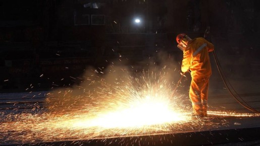 Лучшего обработчика металла определили в конкурсе «Лучший по профессии» на НЛМК