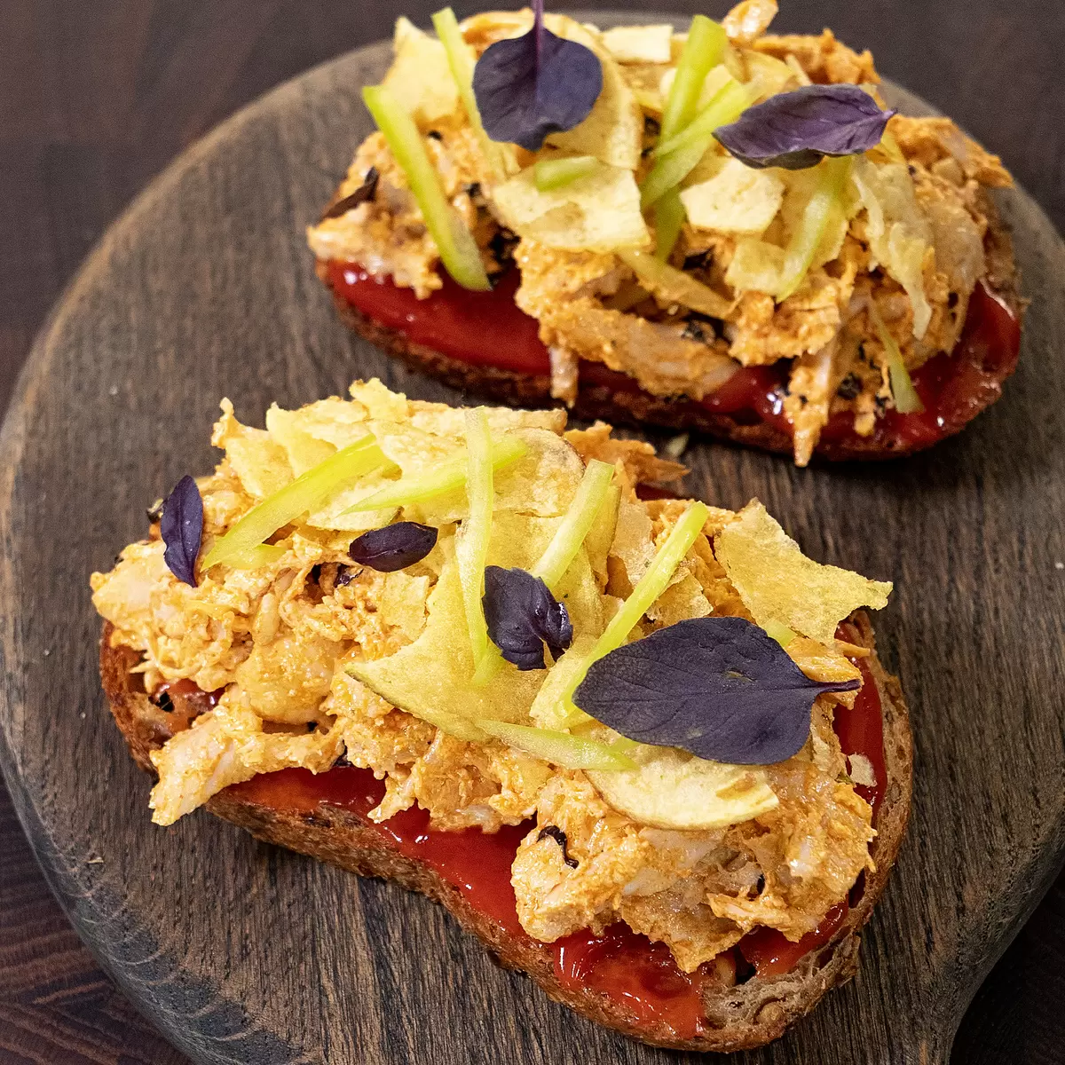 Бутерброды с чипсами: быстрое угощение для настоящих гурманов