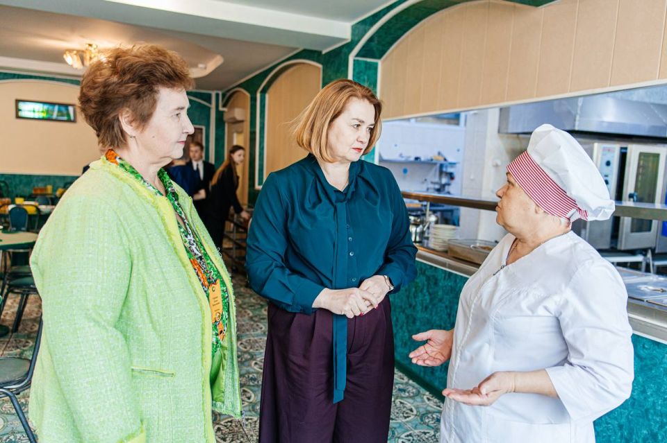 �� ������� �������� ��������� � �������� �12 � ��������� � �������� ��������