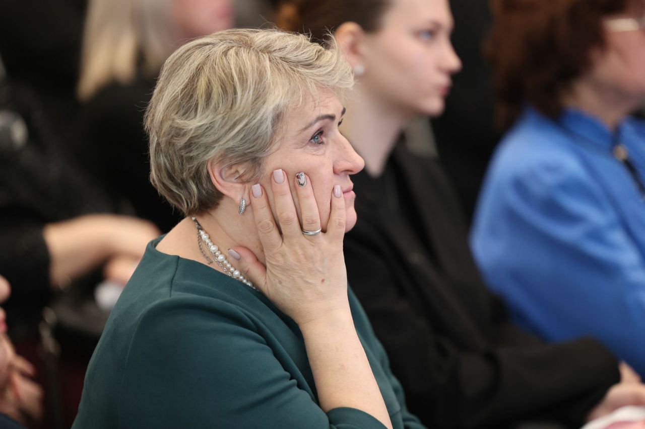 Сегодня, 9 апреля 2026 года, прокурор Липецкой области Геннадий Анисимов принял участие в проекте областного Совета депутатов «Правовая культура и юридическая грамотность населения Липецкой области» Сегодня, 9 апреля 2026 года, прокурор Липецкой области Геннадий Анисимов принял участие в проекте областного Совета депутатов «Правовая культура и юридическая грамотность населения Липецкой области»