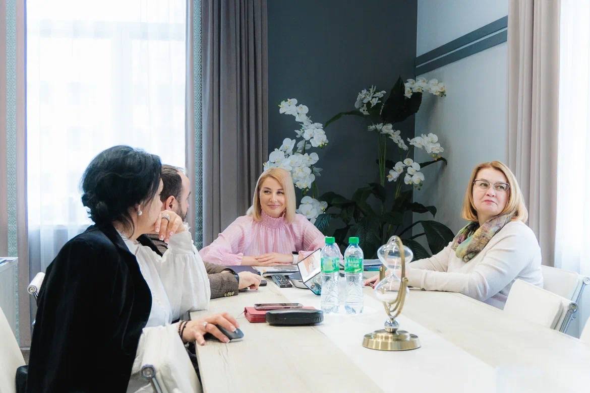 Евгения Уваркина: В преддверии празднования победы в Великой Отечественной войне запустили проекты, направленные на воспитание наших детей Евгения Уваркина: В преддверии празднования победы в Великой Отечественной войне запустили проекты, направленные на воспитание наших детей