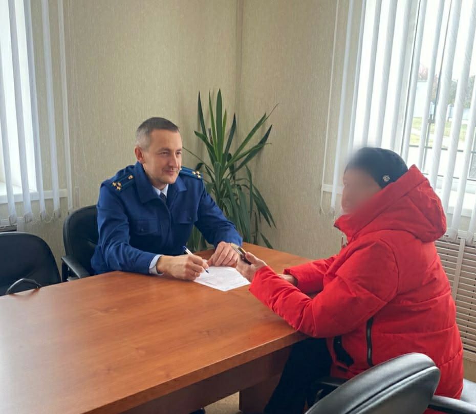 Грязинский межрайонный прокурор встал на защиту прав матери троих участников СВО, обманутой мошенниками