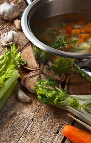 Спокойный овощной бульон: простая основа для любого блюда