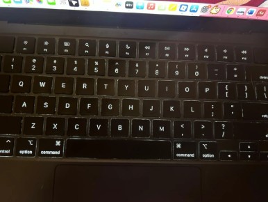 Как эффективно очистить клавиатуру: секреты чистоты для вашего компьютера