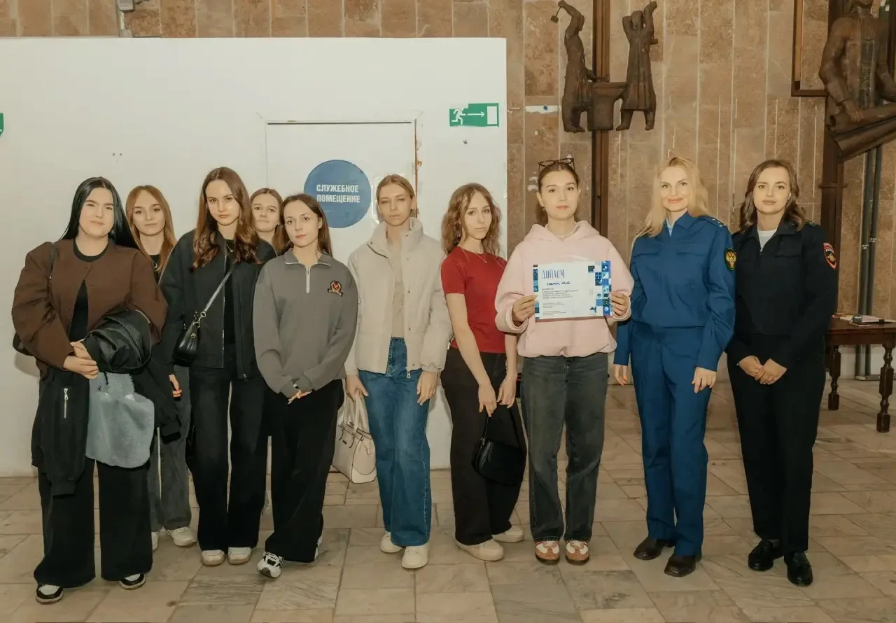 В Липецке на железнодорожном вокзале транспортная полиция провела антинаркотическую викторину для молодежи
