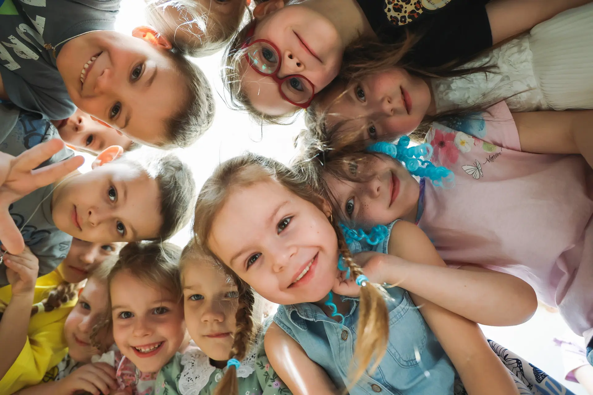 Игорь Артамонов: Обладательница очаровательной улыбки, мама троих сыновей, педагог по призванию Игорь Артамонов: Обладательница очаровательной улыбки, мама троих сыновей, педагог по призванию