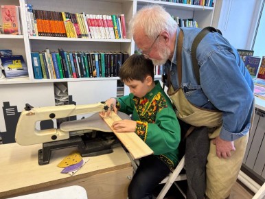 ����� 3000 ������ �������� ���������� � �������� �������