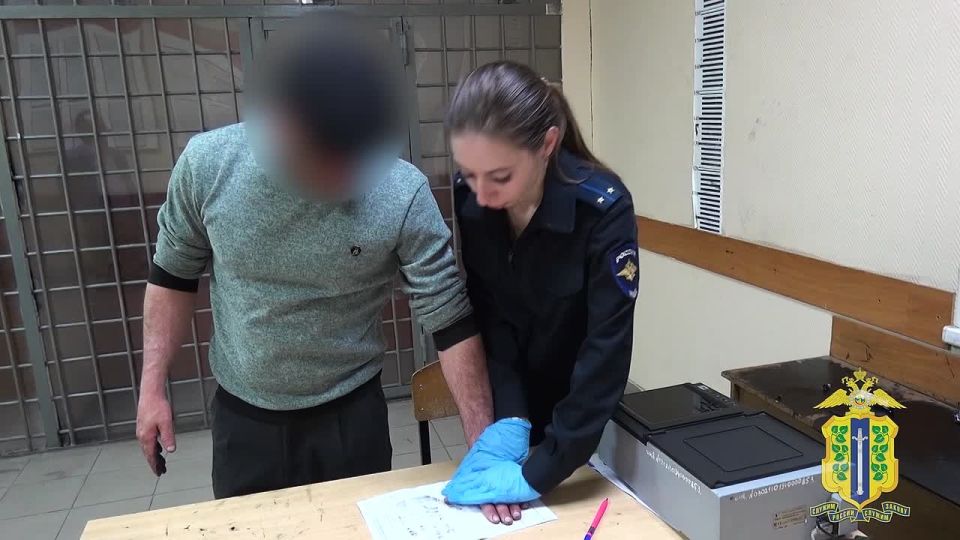 В Липецке сотрудники уголовного розыска задержали жителя ближнего зарубежья, подозреваемого в участии в мошеннической схеме
