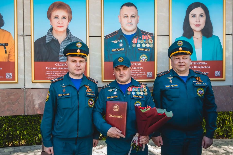 Игорь Артамонов: Увидеть знакомые лица на Доске почёта – радость и гордость не только для родных и друзей, но и для коллег Игорь Артамонов: Увидеть знакомые лица на Доске почёта – радость и гордость не только для родных и друзей, но и для коллег