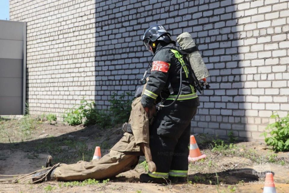 Определено лучшее звено ГДЗС Липецкого территориального пожарно-спасательного гарнизона Определено лучшее звено ГДЗС Липецкого территориального пожарно-спасательного гарнизона