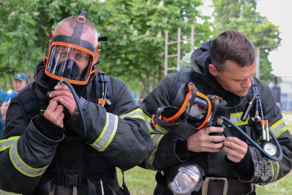 Определено лучшее звено ГДЗС Липецкого территориального пожарно-спасательного гарнизона Определено лучшее звено ГДЗС Липецкого территориального пожарно-спасательного гарнизона