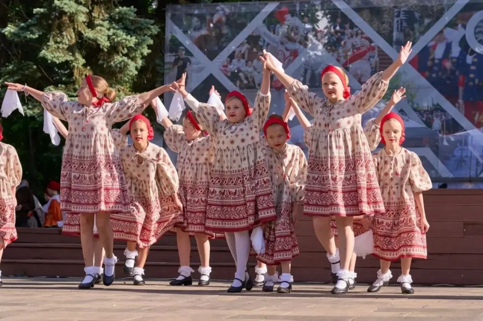Праздник «Сказка в городе» подарил липчанам и их малышам незабываемый праздник Праздник «Сказка в городе» подарил липчанам и их малышам незабываемый праздник