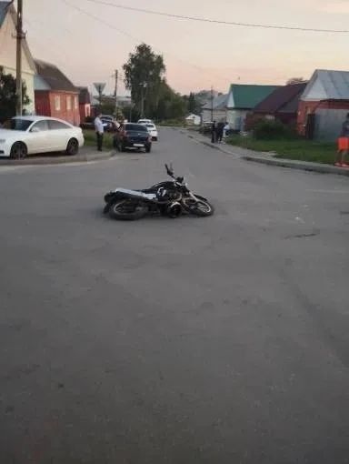 В Ельце сотрудники полиции устанавливают обстоятельства ДТП, в котором пострадал 13-летний мотоциклист В Ельце сотрудники полиции устанавливают обстоятельства ДТП, в котором пострадал 13-летний мотоциклист