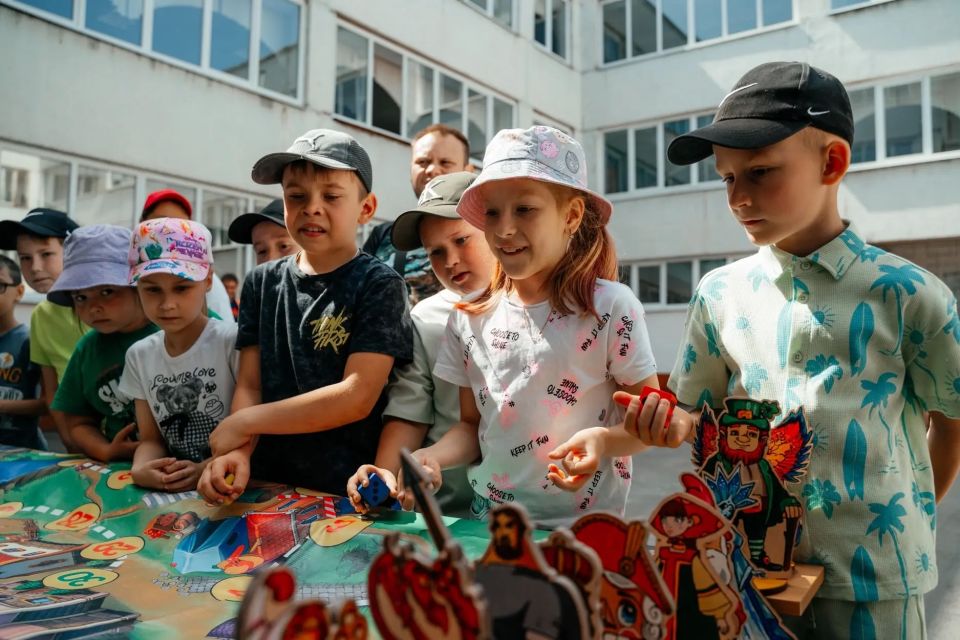 В Липецке в пришкольных лагерях проходит профилактическая акция «Живой город», объединяющая ведомства в работе с детьми В Липецке в пришкольных лагерях проходит профилактическая акция «Живой город», объединяющая ведомства в работе с детьми