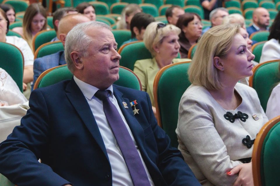Игорь Артамонов: Сегодня провели конференцию Липецкого регионального отделения «Единой России» Игорь Артамонов: Сегодня провели конференцию Липецкого регионального отделения «Единой России»