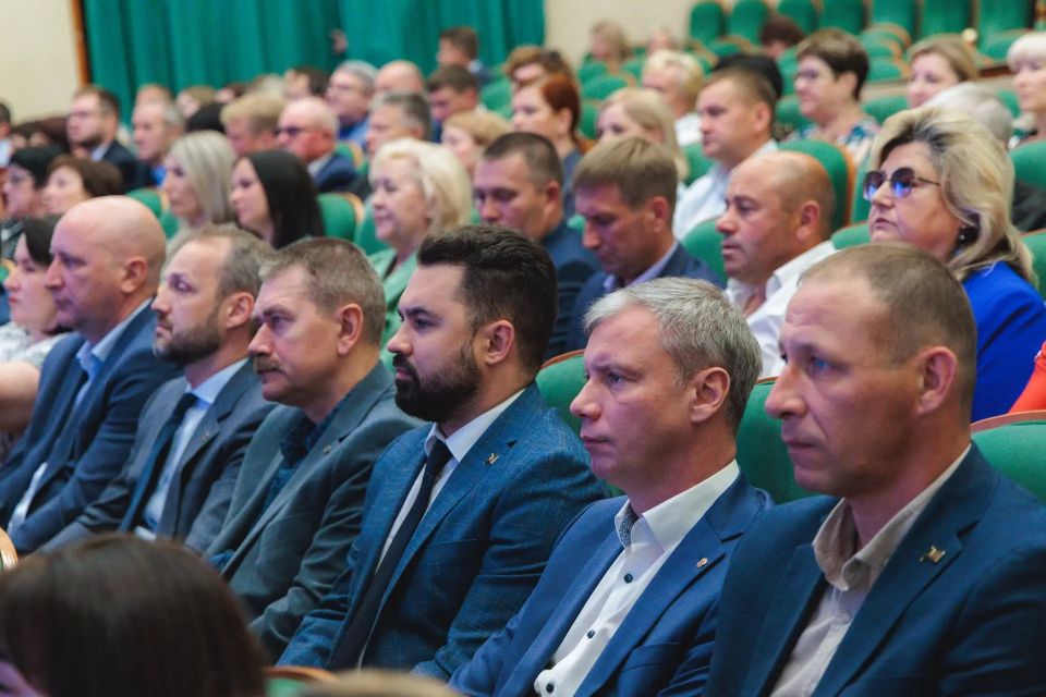 Игорь Артамонов: Сегодня провели конференцию Липецкого регионального отделения «Единой России» Игорь Артамонов: Сегодня провели конференцию Липецкого регионального отделения «Единой России»