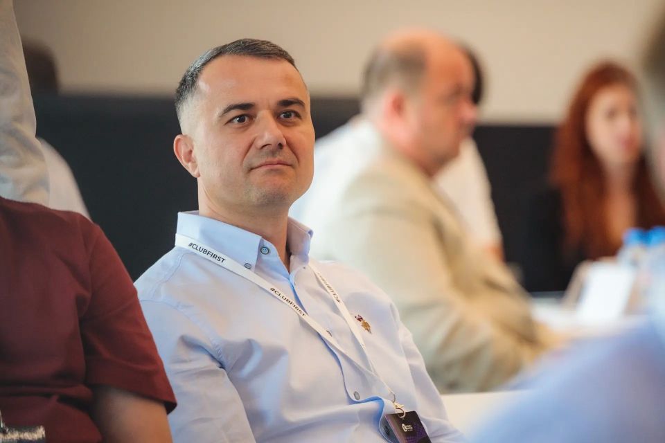 Игорь Артамонов: Сегодня вместе с моим заместителем Сергеем Курбатовым приняли участие в стратегической сессии деловой миссии ClubFirst Игорь Артамонов: Сегодня вместе с моим заместителем Сергеем Курбатовым приняли участие в стратегической сессии деловой миссии ClubFirst