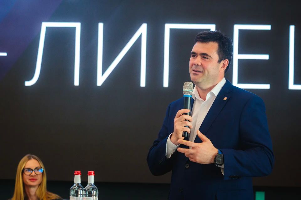 Игорь Артамонов: Сегодня вместе с моим заместителем Сергеем Курбатовым приняли участие в стратегической сессии деловой миссии ClubFirst Игорь Артамонов: Сегодня вместе с моим заместителем Сергеем Курбатовым приняли участие в стратегической сессии деловой миссии ClubFirst