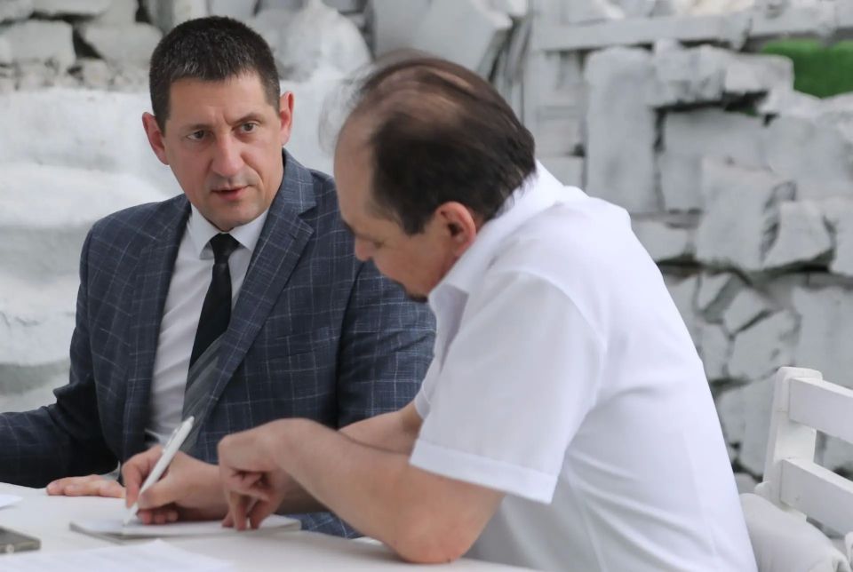 Сергей Елманов: «Пусть ваш выбор будет взвешенным и ответственным» Сергей Елманов: «Пусть ваш выбор будет взвешенным и ответственным»