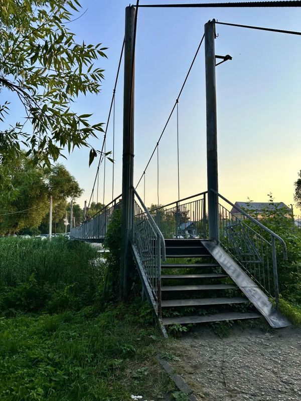 Заехал и на Сокольский пляж, который в прошлом году был обновлен по программе «Формирование комфортной городской среды» Заехал и на Сокольский пляж, который в прошлом году был обновлен по программе «Формирование комфортной городской среды»