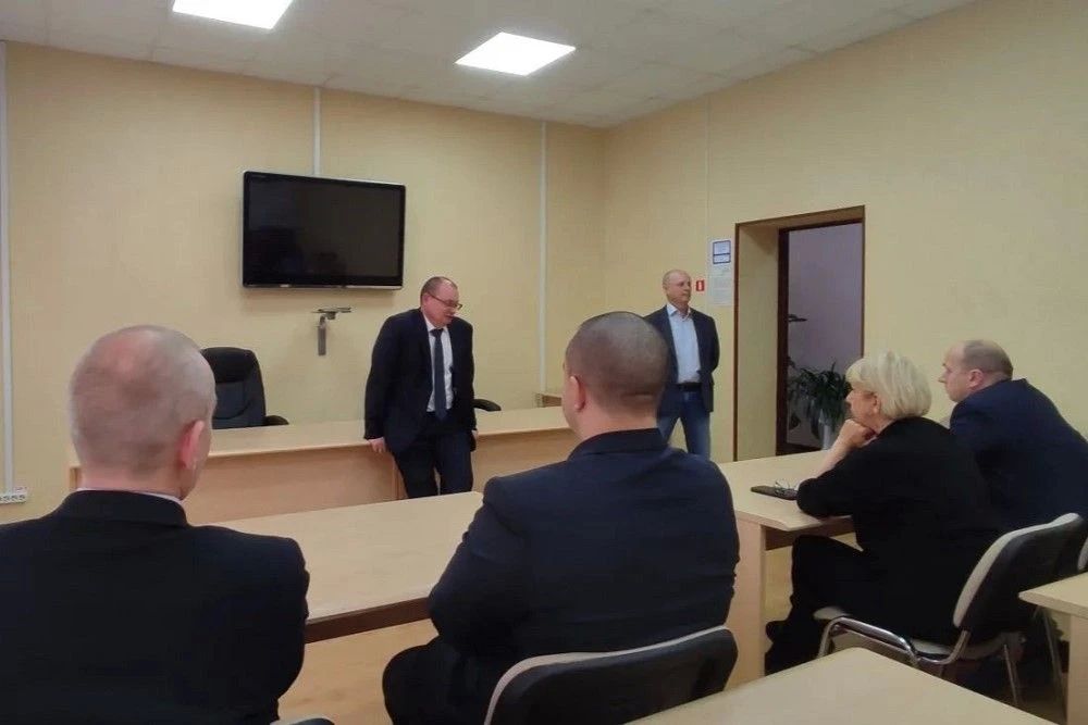 На прошедшей неделе председатель Облизбиркома Николай Жуков встретился с коллективами управления Роскомнадзора и министерства финансов Магаданской области На прошедшей неделе председатель Облизбиркома Николай Жуков встретился с коллективами управления Роскомнадзора и министерства финансов Магаданской области