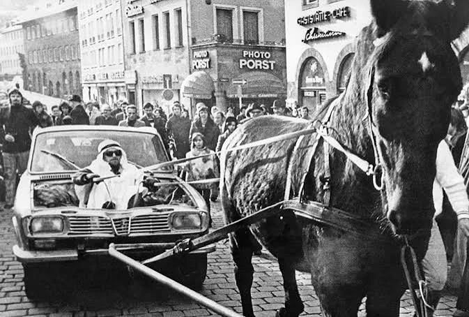 Кто придумал «чет-нечет»?. Оперштаб Липецкой области, скорее всего, введёт систему продажи бензина по принципу «чет-нечет»: по чётным дням заправляются владельцы машин с чётными номерами, по нечётным — с нечётными Кто придумал «чет-нечет»?. Оперштаб Липецкой области, скорее всего, введёт систему продажи бензина по принципу «чет-нечет»: по чётным дням заправляются владельцы машин с чётными номерами, по нечётным — с нечётными
