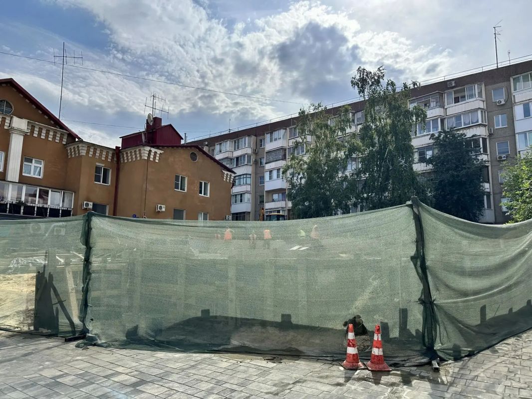 Сквер на Фрунзе в Липецке отремонтируют к 1 августа Сквер на Фрунзе в Липецке отремонтируют к 1 августа