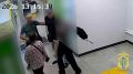 Телефон отобрал у своей 26-летней пассажирки таксист из Ельца