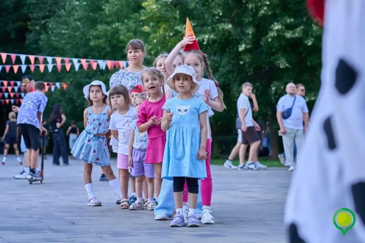 День города в Быхановом саду прошел под знаком красоты и созидания День города в Быхановом саду прошел под знаком красоты и созидания