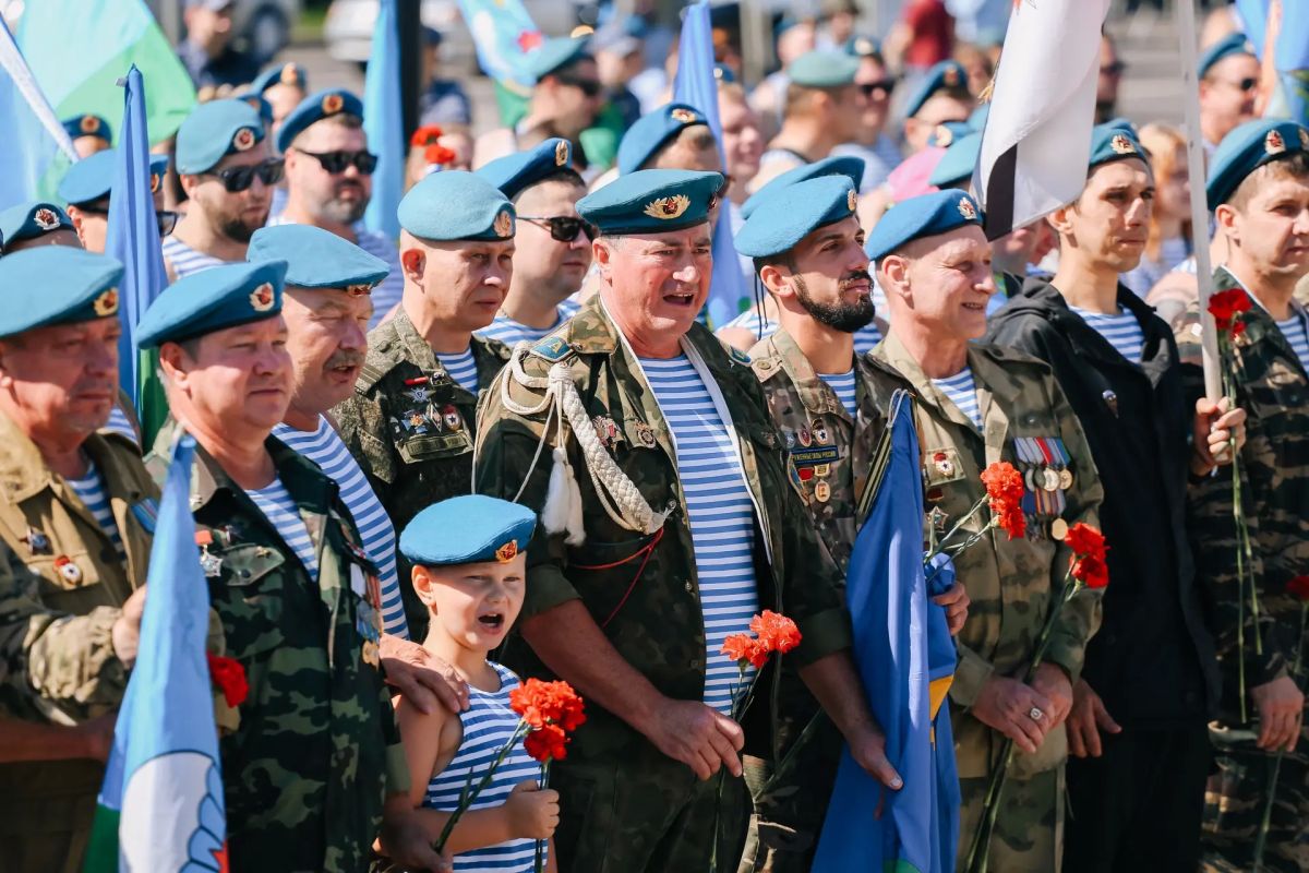 Михаил Щербаков: Сегодня День Воздушно-десантных войск Михаил Щербаков: Сегодня День Воздушно-десантных войск