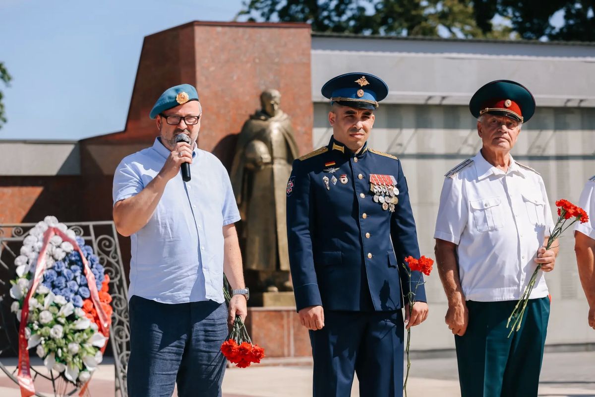 Михаил Щербаков: Сегодня День Воздушно-десантных войск Михаил Щербаков: Сегодня День Воздушно-десантных войск
