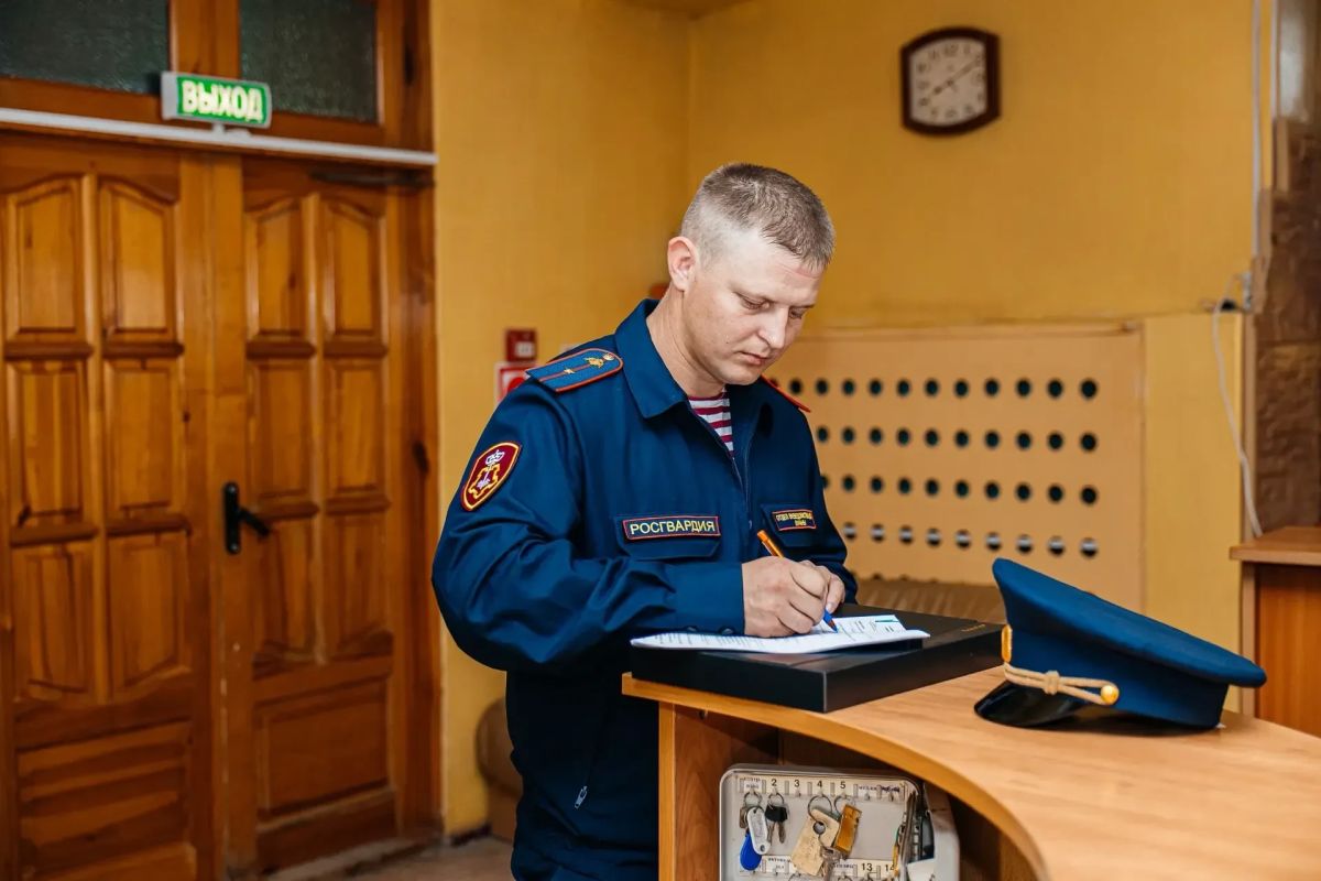 Подготовку липецких школ к 1 сентября оценивает специальная комиссия Подготовку липецких школ к 1 сентября оценивает специальная комиссия