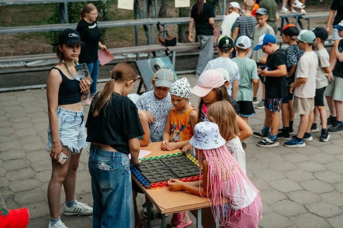 «Зарядка со стражем порядка» прошла в лагерях «Солнечный» и «Спартак» «Зарядка со стражем порядка» прошла в лагерях «Солнечный» и «Спартак»