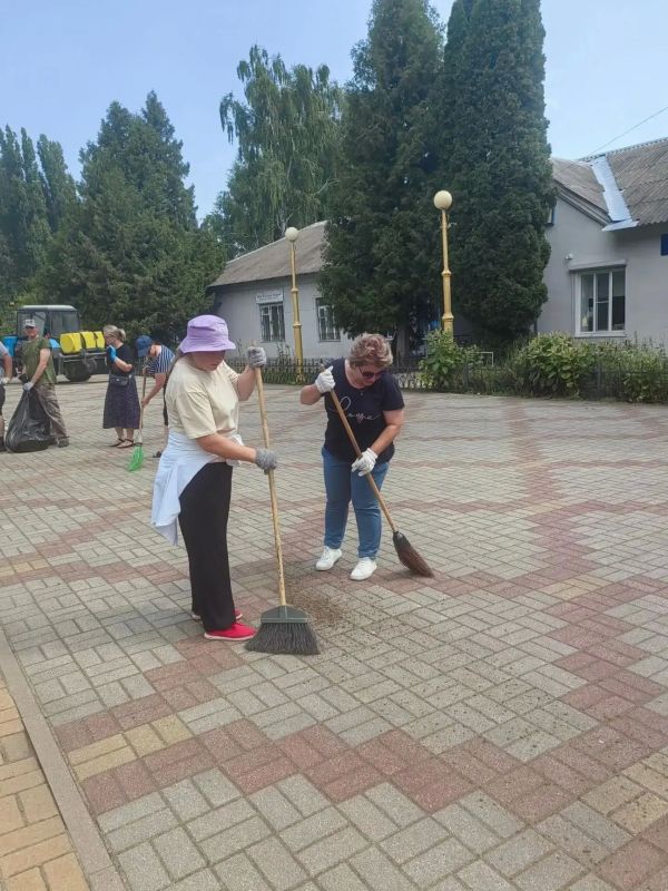 Подмели Волово к празднику местные жители Подмели Волово к празднику местные жители