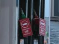 В российских регионах снова вводят ограничения на продажу бензина