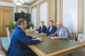 Экологическую безопасность ЛО обсудили губернатор Игорь Артамонов и руководитель Центрально-Черноземного управления Росприроднадзора Алексей Карякин