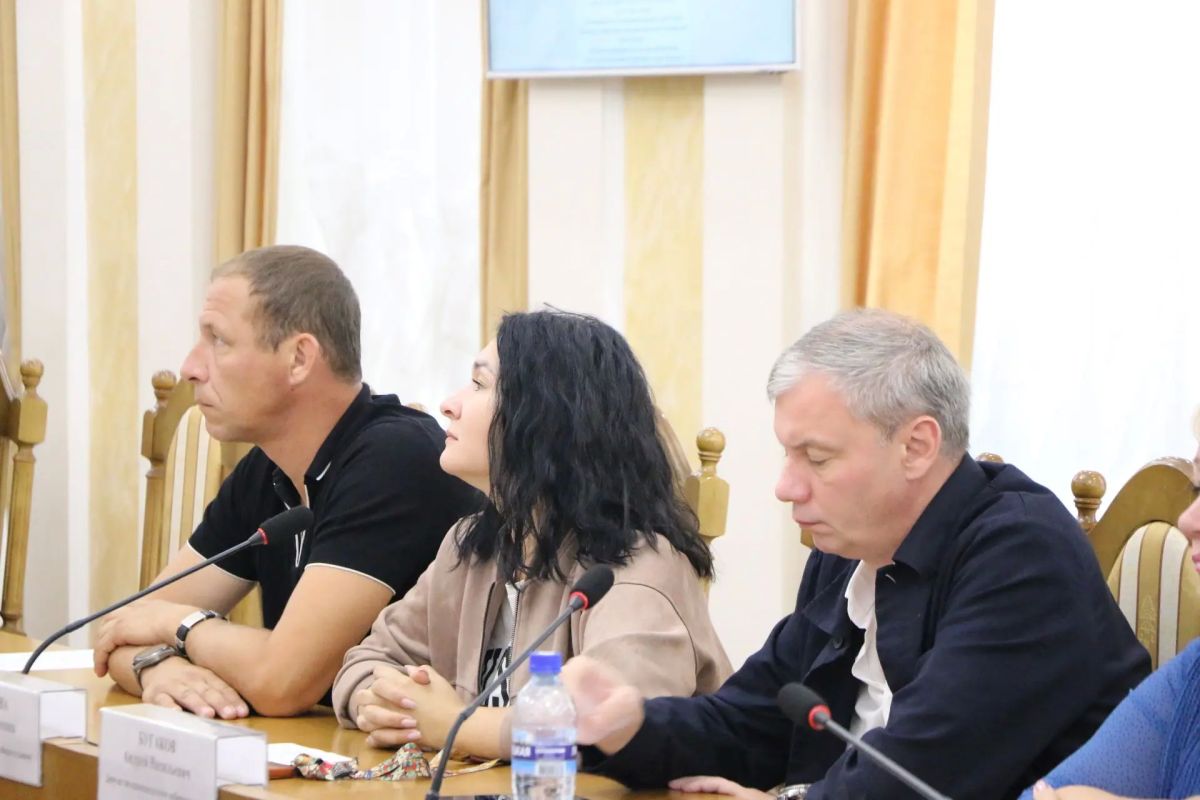 Безопасный маршрут: в этом году обновили подходы к 9 школам и 6 детсадам Безопасный маршрут: в этом году обновили подходы к 9 школам и 6 детсадам