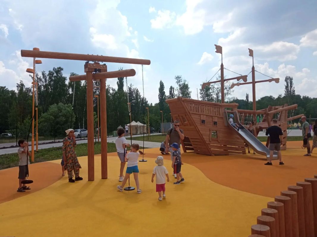 Уже 15 млн рублей принес «Петропарк» в бюджет Липецка Уже 15 млн рублей принес «Петропарк» в бюджет Липецка