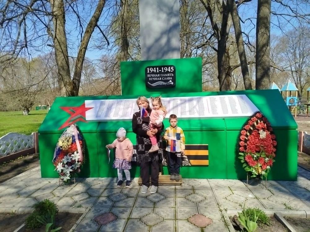 Елена Сурова: «Любить, понимать, помогать — в этом суть моей работы!» Елена Сурова: «Любить, понимать, помогать — в этом суть моей работы!»