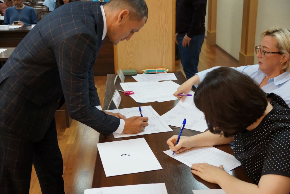 Состоялась жеребьевка бесплатного эфирного времени и печатной площади Состоялась жеребьевка бесплатного эфирного времени и печатной площади