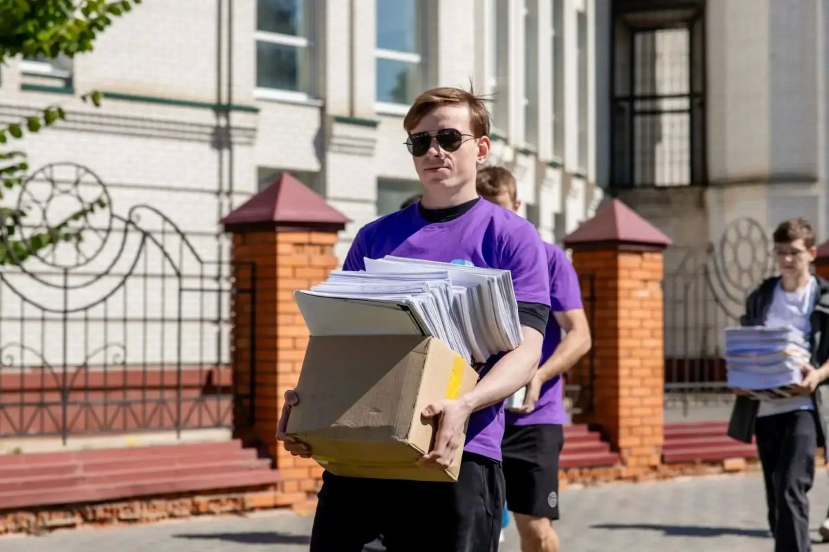 450 кг батареек ельчане утилизировали без вреда экологии – сдали «Зеленому автобусу» 450 кг батареек ельчане утилизировали без вреда экологии – сдали «Зеленому автобусу»
