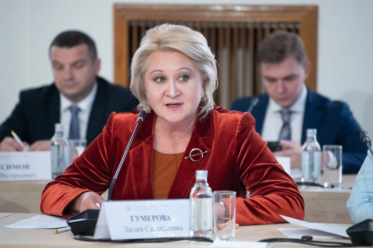 Михаил Развожаев: Сегодня вместе с помощником Президента, секретарём Госсовета Алексеем Геннадьевичем Дюминым провели расширенное заседание Комиссии Госсовета по направлению «Культура и традиционные духовно-нравственные... Михаил Развожаев: Сегодня вместе с помощником Президента, секретарём Госсовета Алексеем Геннадьевичем Дюминым провели расширенное заседание Комиссии Госсовета по направлению «Культура и традиционные духовно-нравственные...