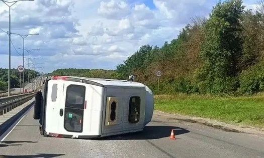 «Газель» с пассажирами перевернулась вчера на автодороге «Липецк – Данков»