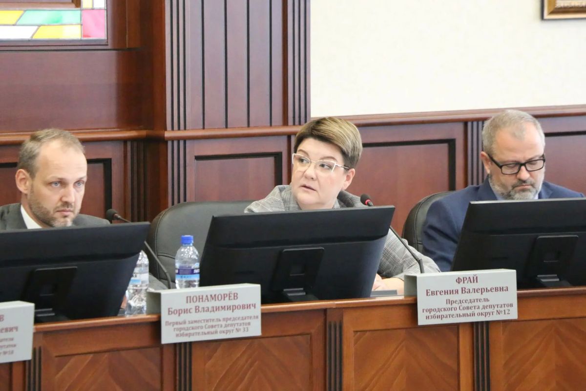Снос аварийного жилья, установка пандусов, работа с управляющими компаниями: департамент ЖКХ отчитался в горсовете Снос аварийного жилья, установка пандусов, работа с управляющими компаниями: департамент ЖКХ отчитался в горсовете