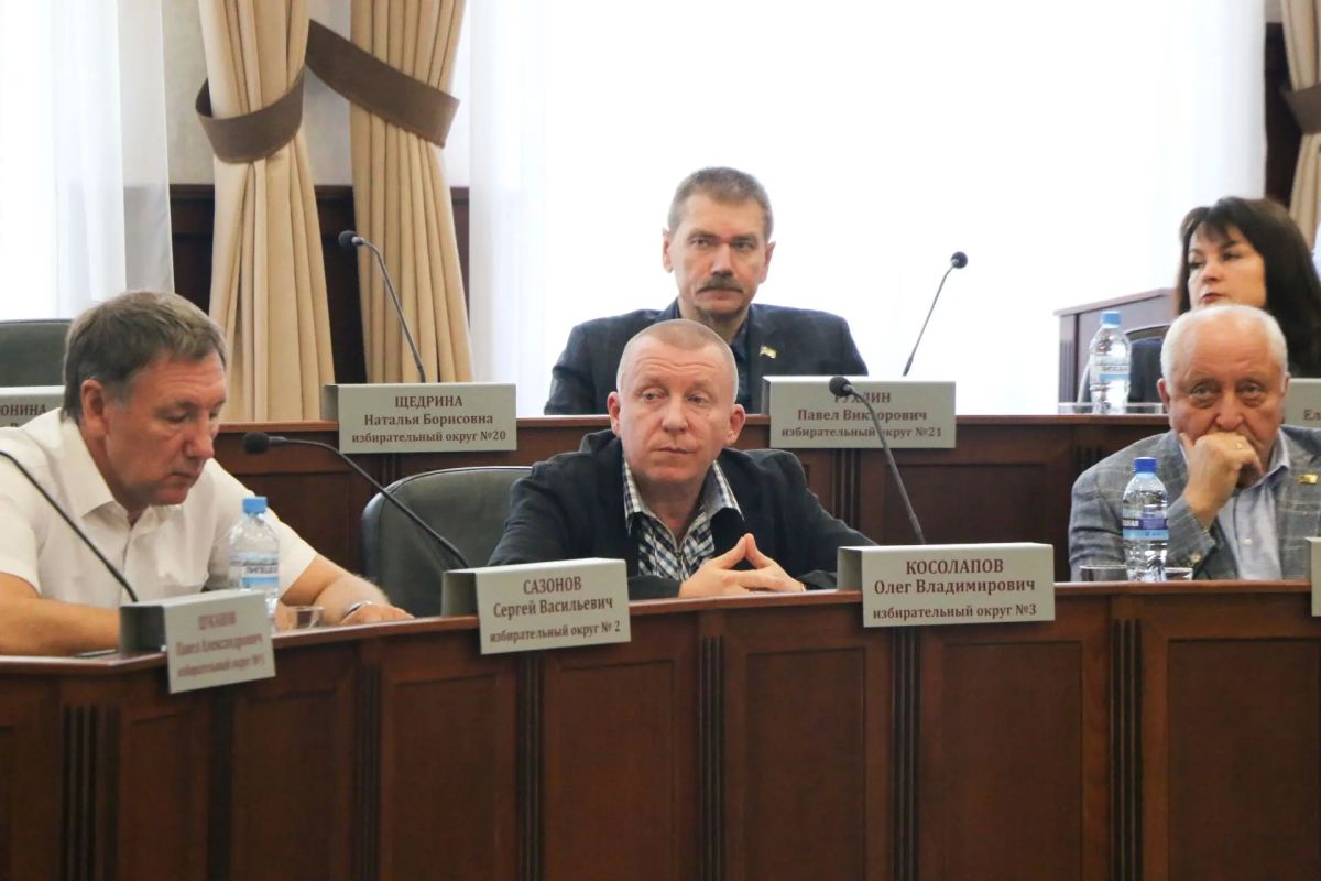 Снос аварийного жилья, установка пандусов, работа с управляющими компаниями: департамент ЖКХ отчитался в горсовете Снос аварийного жилья, установка пандусов, работа с управляющими компаниями: департамент ЖКХ отчитался в горсовете